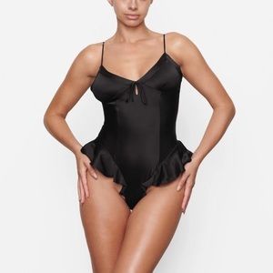 SKIMS Silk Teddy in Black